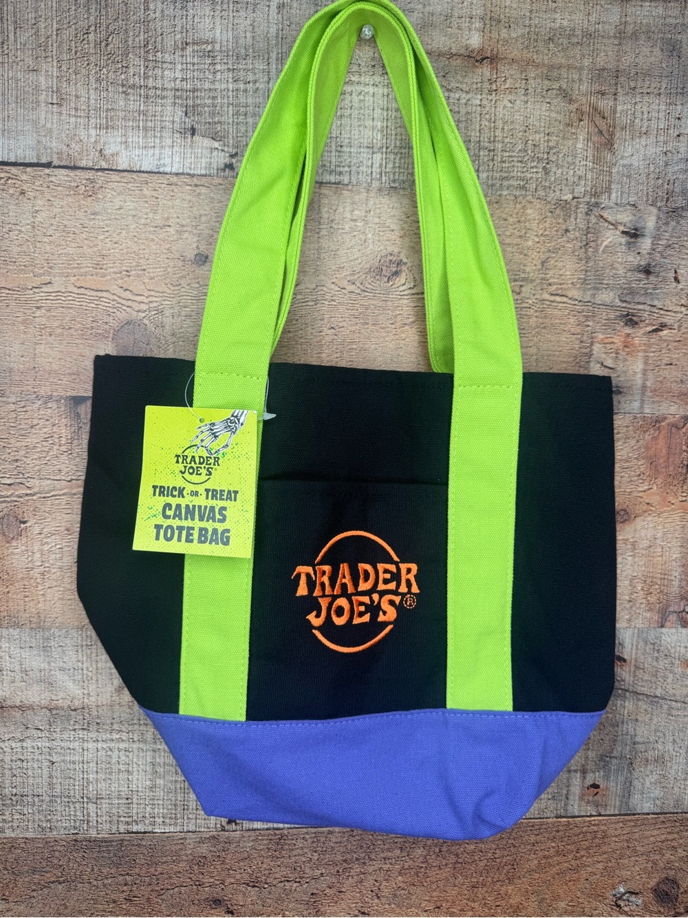 Trader Joe's TRICK OR TREAT HALLOWEEN TOTE BAG - Green/Black/Purple - NEW w/tag!